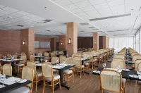 Windsor Tower Hotel - breakfast