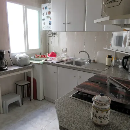 Beautiful 2-Bedroom Apartment Less Than 50m from the Beach and Side Sea Views