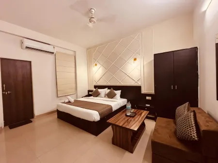 Fabhotel Majestic Heights Отели рядом с Аэропорт Джайпур