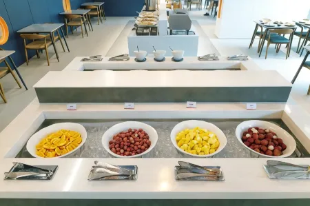 Sokcho Mari Vista Hotel Отели рядом с достопримечательностью «Yeonggeumjeong Sunrise Pavilion»