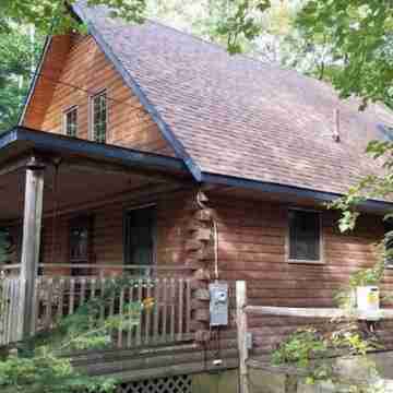 Charming 2-bedroom Cabin with WiFi, AC in amazing Bar Harbor Hotel Exterior