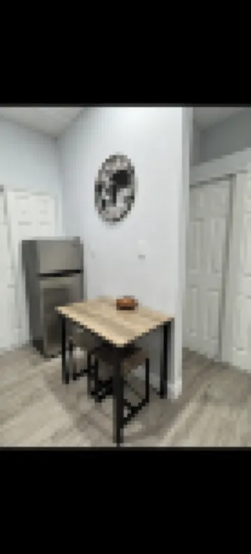 Cozy studio in charming Riverview