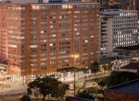 Torre Monserrate Hotels near Planetarium