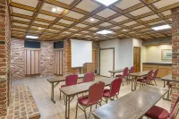 Best Western Plus Governors Inn - parking