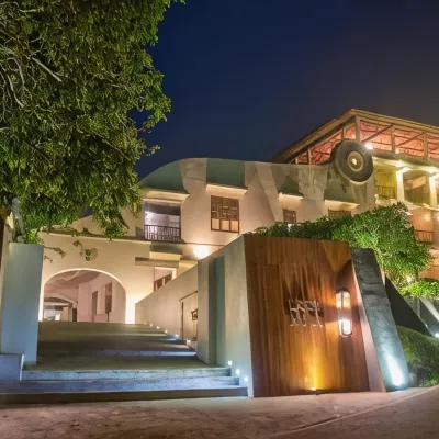 The Lady Hill Hotel Hotel in zona Mercato Dutch Market