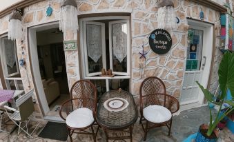 Old Kalamaki Pansiyon - Housity