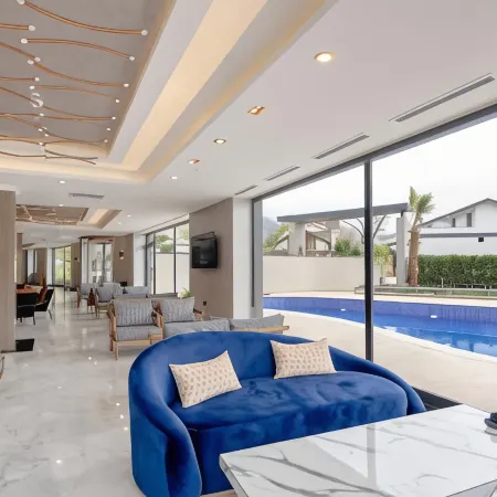 Aileena Hotel & Villas