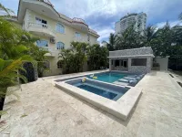 A beautiful property with enough space for you and yours - Homestays