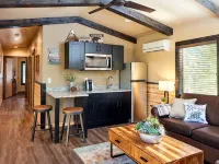Waybound Yosemite Hotels in Fish Camp
