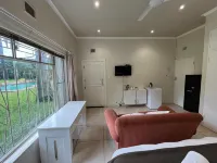 The Guest House Pongola - Homestays