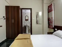 Sapphire Stay - Guest houses