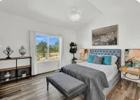 Luxury 6Br |Hot Tub |Private Pickleball |Sleeps 15 - 무료 와이파이