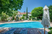 Logis Hotel le Blason de Provence