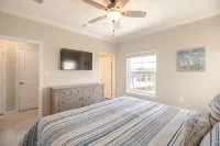 Beautiful Oceanview 3 Bedroom, 2.5 Bath Townhome w/ Private Beach Club