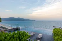 Chicland Danang Beach Hotel - Romantic