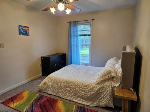 Charming 1-bedroom, second story guest house in historic Augusta WiFi & AC