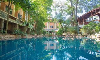 100 Islands Resort & Spa