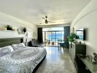 Incredible Ocean Front Condo with Amazing Views at Condomios Playasol Las Hadas