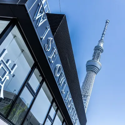 Wise Owl Hostels River Tokyo Отели рядом с достопримечательностью «Башня Tokyo Sky Tree»
