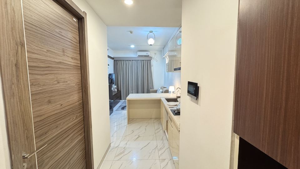 Cozy 2BR sky house near aeon bsd