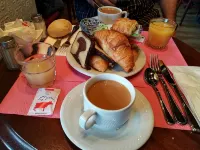 Hôtel Astoria - breakfast