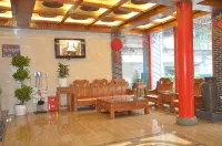 Quxian Shengshi Sunshine Hotel