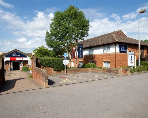 Travelodge Hotel - Warminster Hotels in Warminster