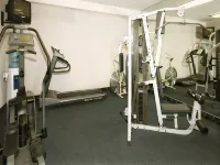 瓦拉瓦貝斯特韋斯特優質套房飯店 - 健身房