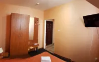 Mon Plezir Hotel