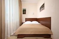 Khutorok Hotel - Inns