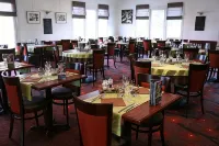 Brit Hotel le Kerann Nantes St Herblain - Zac de La Lorie - Frühstück