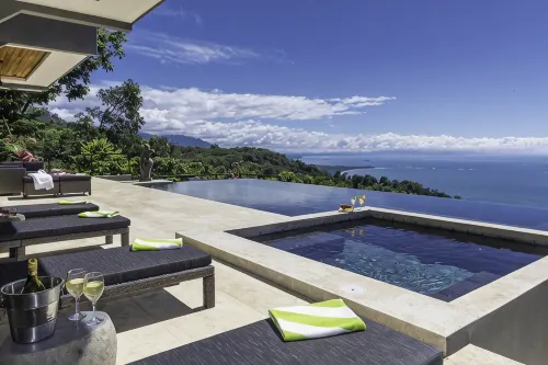 Gema Escondida-Newly Listed Home Nestled in the Jungle with Breathtaking Views - balcony