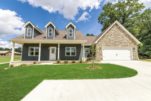 New Home in Tusculum - ALL King Beds! No Cleaning Fees! - Homestays