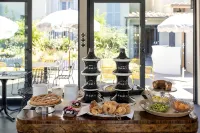 Hotel Priori Secret Garden - breakfast