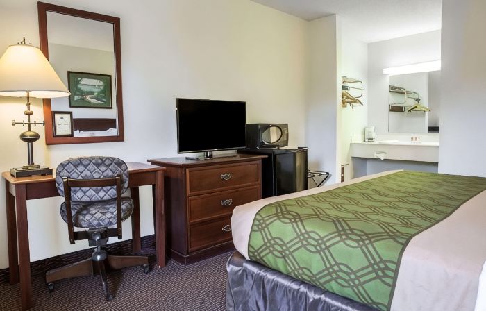 Econo Lodge Crystal Coast