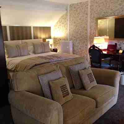 Hardwicke Hall Manor Hotel Rooms