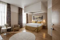 Opera Hotel