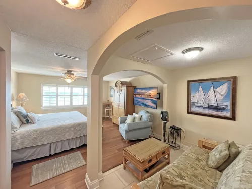 Crescent Beach I-14 Four Winds Condo