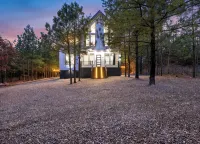 In the Pines: Eco Retreat heated Pool, Hot Tub & Games - Chalets