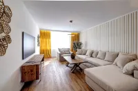 Luxury apartment, 140sqm, top location, two parking spaces