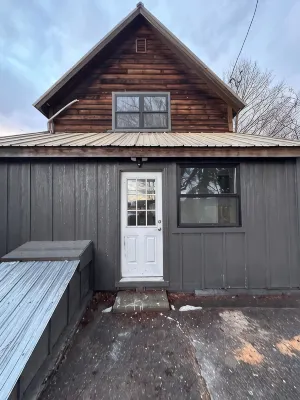 Cozy Glenwood retreat near Mt. Adams—ideal for families!