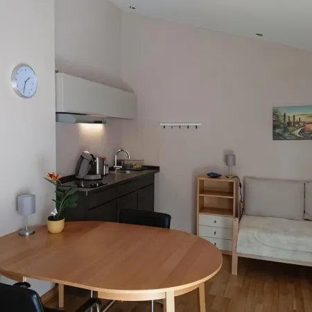 Quiet apartment with parking and stay in the countryside