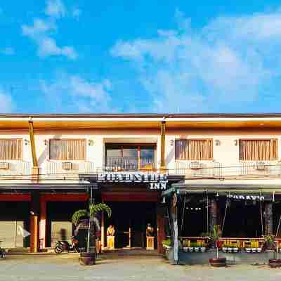 Estancia Roadside Inn by RedDoorz Hotel Exterior
