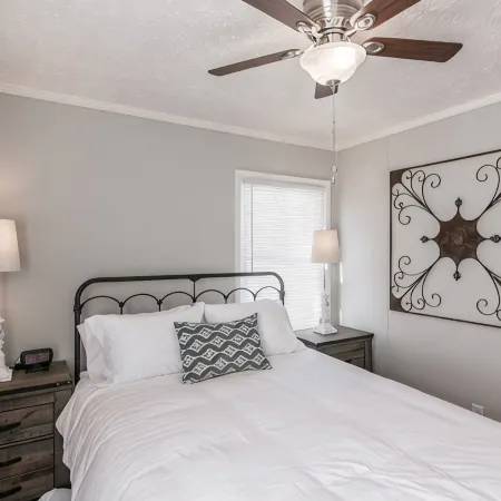 Cozy House in Gallatin City Limits