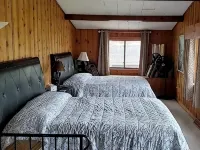 ROCK RIVER HIDEAWAY Grill, Fire Pit, Pet Friendly with a fee of 30.00 per night Hôtels à : Comte d'Ogle