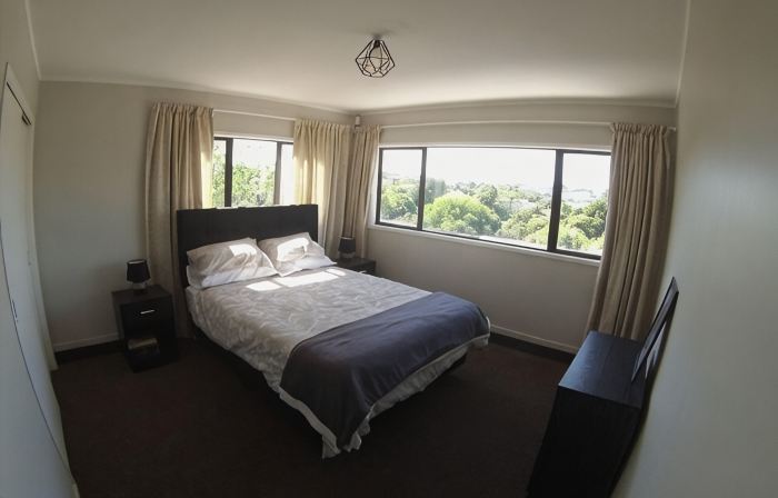 Skyline Apartments Raglan (Upper Apartment)