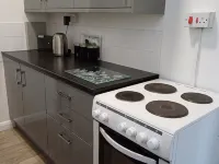1 Bedroom apartment with a 5 minute walk into the town. Enclosed garden. Hotels in Faversham