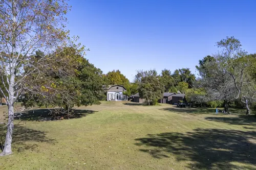 Island Waterfront Estate, Sunsets, Boat Basin, Close Beaches,  Sleeps12, Dogs OK