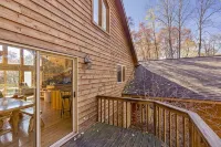 Deacon's Lodge Golf: Overlooking Pelican Lake - Breezy Point