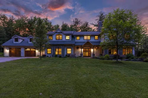 The Bolton House - 5 BR 3.5 BA Home with Hot Tub